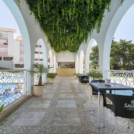 Szálloda Clube Vilarosa