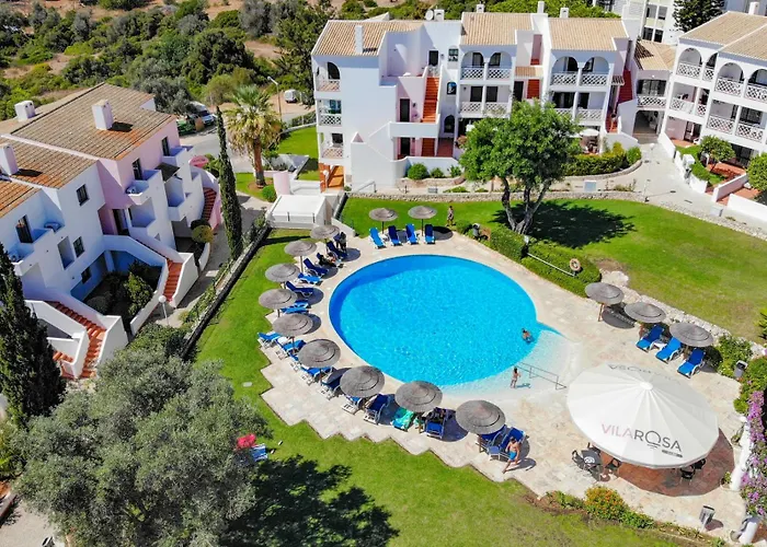 מלון Clube Vilarosa