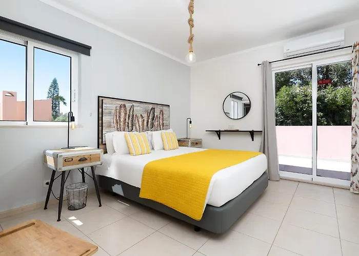 מלון Clube Vilarosa