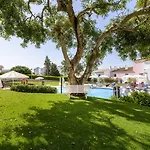 Clube Vilarosa Hotel 3*